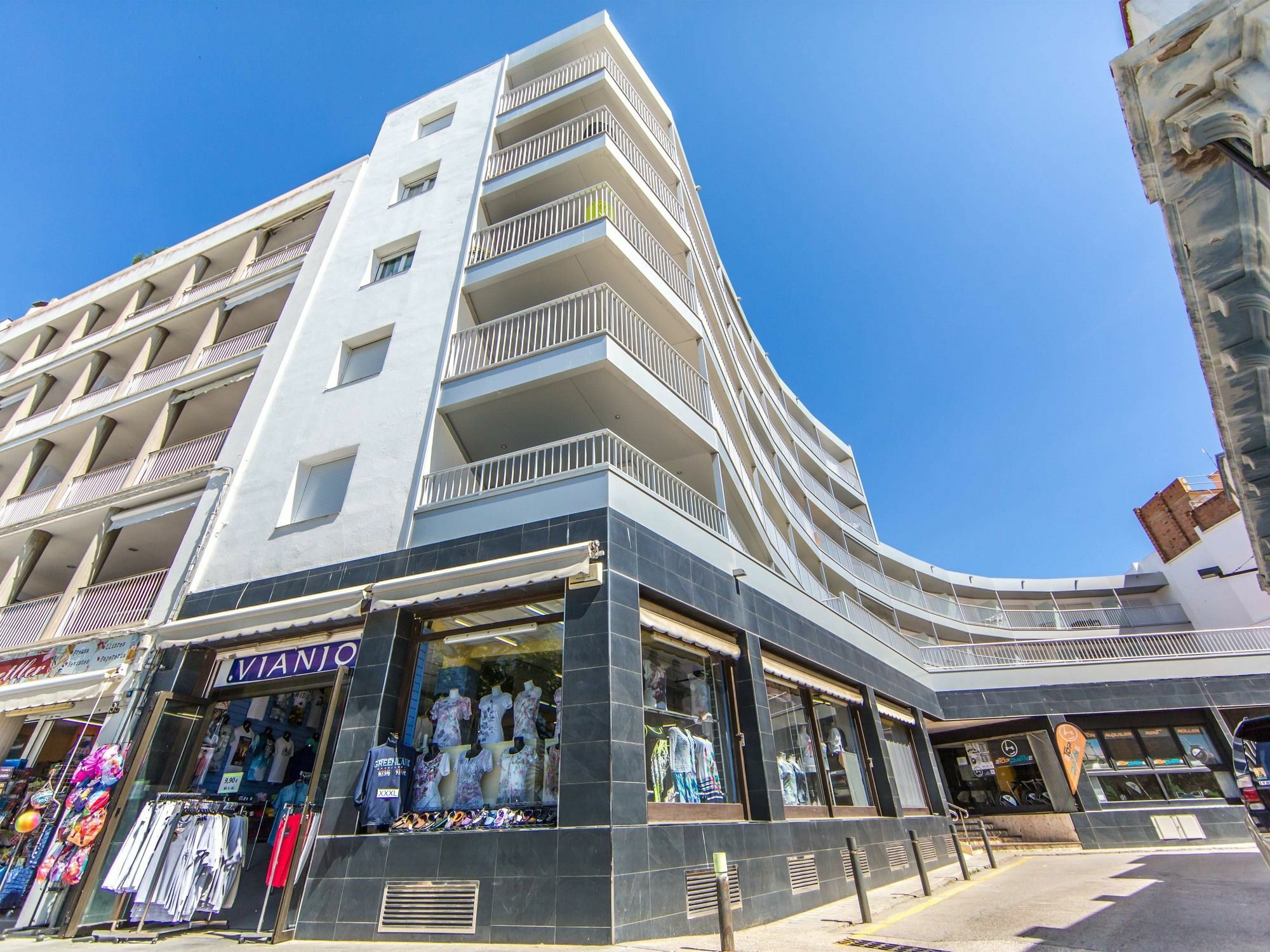 Apartamento Palmeras 4.4 *